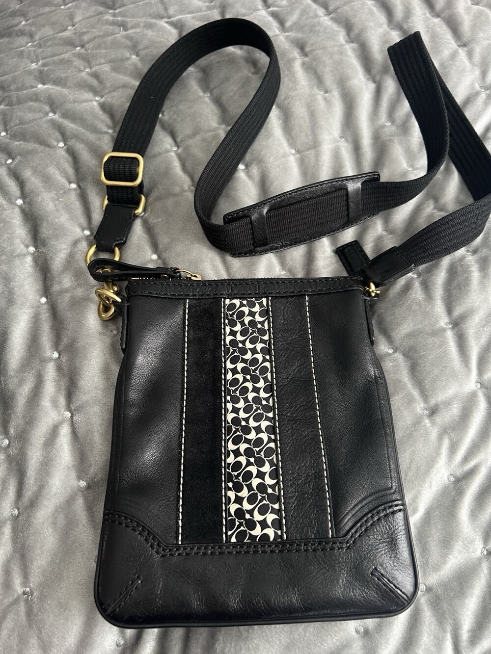 Coach vintage black leather suede crossbody purse bag